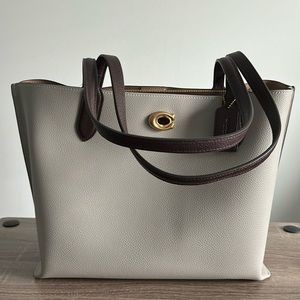 Coach large willow tote brand new full set see photos tag  and dust bag include